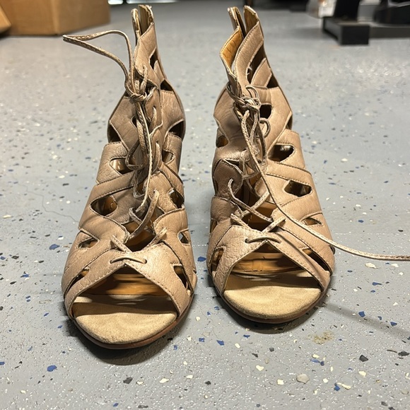 Nine West Minimal Sandal Bootie Heel - Picture 4 of 5